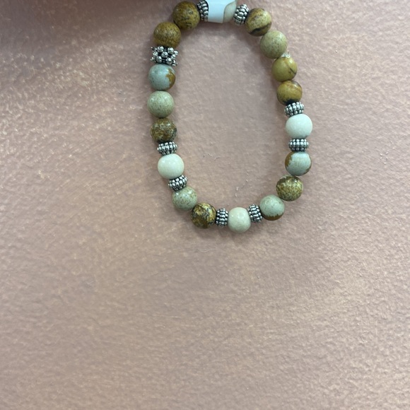 Bead bracelet stack - Picture 6 of 7